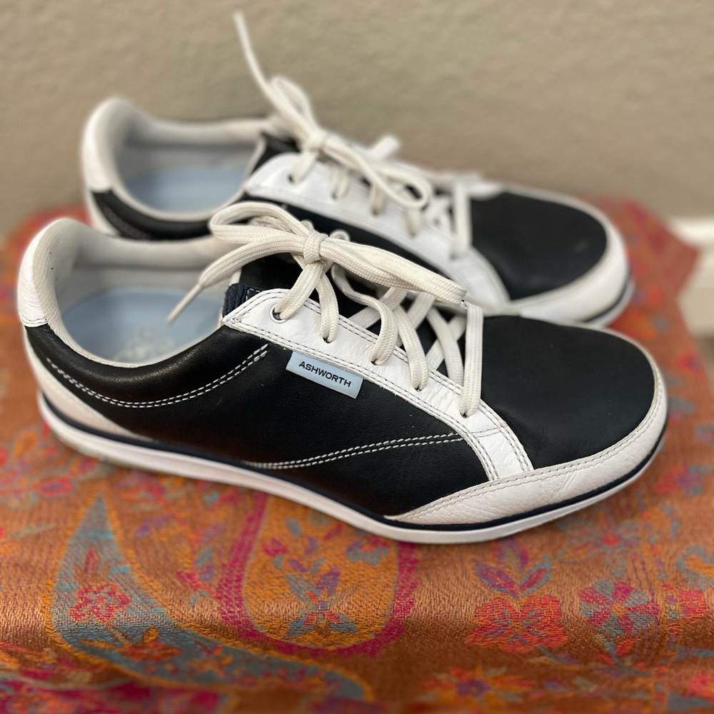 Ashworth Women’s Cardiff Golf Shoes Spikeless sz 7
